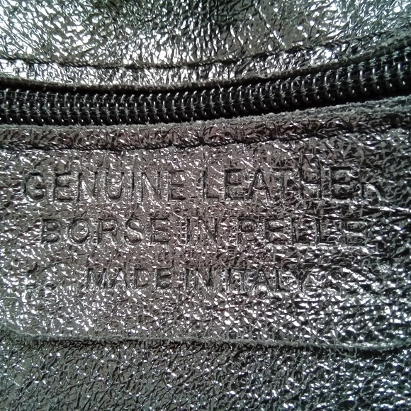 Grey/silver/charcoal metallic genuine leather tote style purse. Like new - Picture 4 of 5